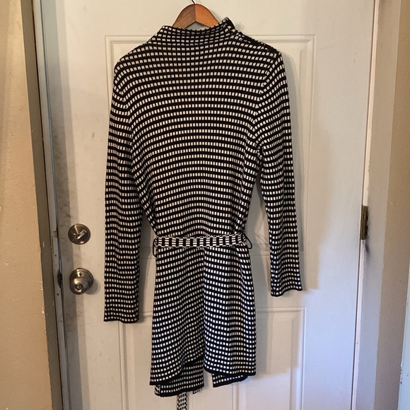 Alison Sheri Black and White Patterned Long Belted Open Front Cardigan - Picture 5 of 12